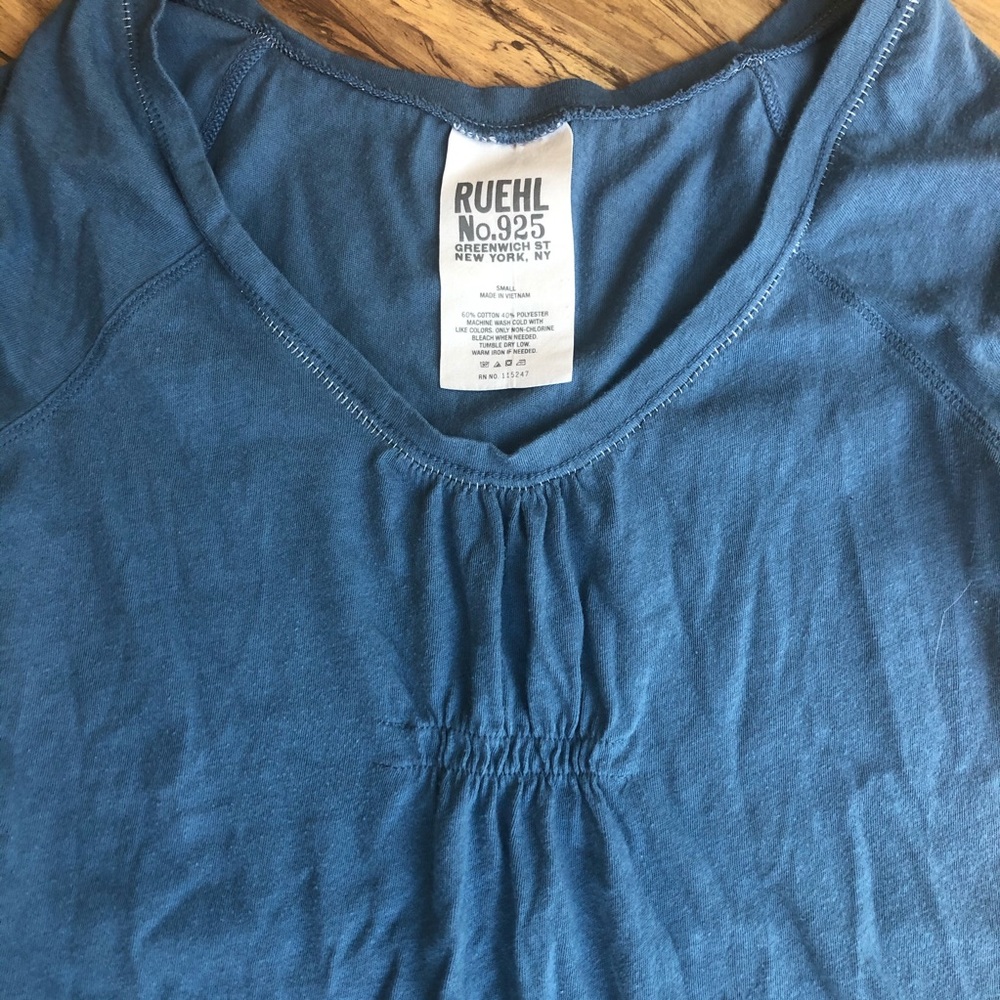 🔴5/$10🔴 Ruehl No. 925 Cute Blue Top - Picture 2 of 4